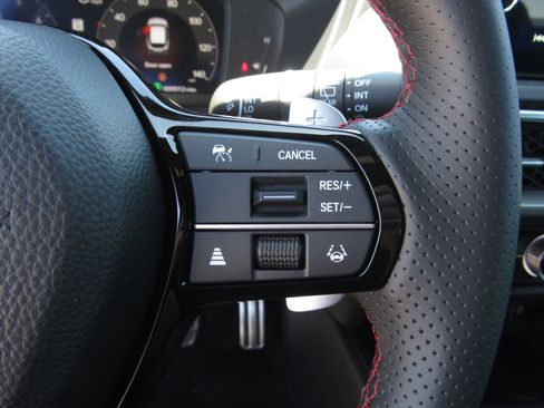 Certified 2025 Acura ADX A-Spec image 28