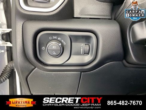 Used 2025 RAM 2500 Big Horn AWD/4WD image 13