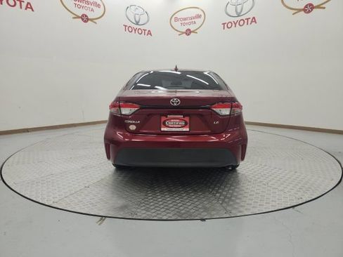 Used 2023 Toyota Corolla LE FWD image 7