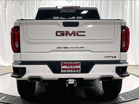 Used 2019 GMC Sierra 1500 AT4 w/ AT4 Premium Package image 8