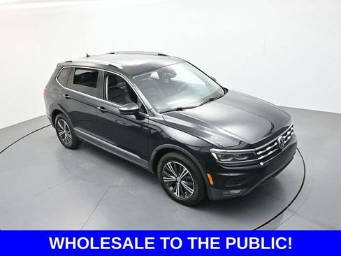 Used 2018 Volkswagen Tiguan SEL Premium FWD image 18