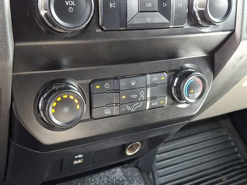 Used 2019 Ford F550 4x4 Crew Cab Super Duty image 10