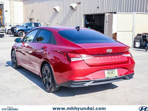 Certified 2023 Hyundai Elantra SEL FWD image 2
