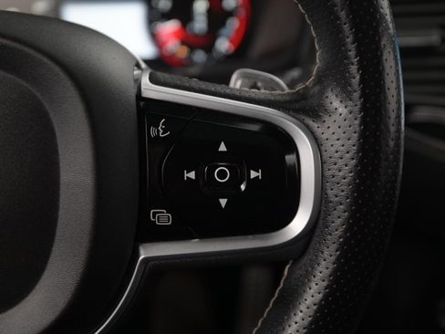 Used 2019 Volvo XC90 T6 R-Design w/ Protection Package image 37