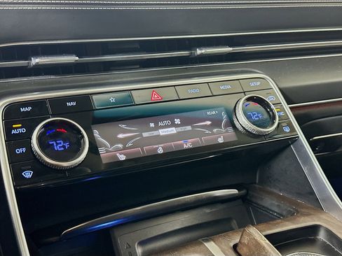 Used 2024 Genesis GV80 2.5T image 23