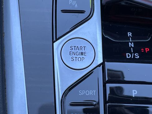 Used 2024 BMW X6 xDrive40i image 10