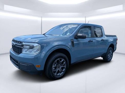Used 2023 Ford Maverick XLT FWD image 7