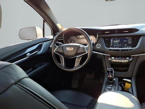 Used 2021 Cadillac XT5 Premium Luxury w/ LPO, Floor Liner Package image 10