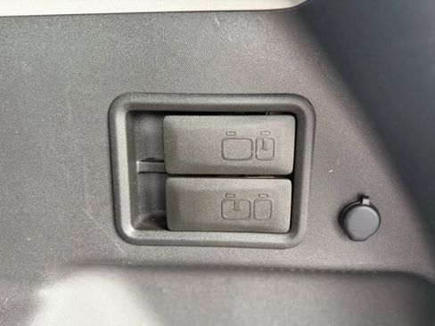 Used 2021 GMC Terrain SLE w/ Driver Convenience Package image 25