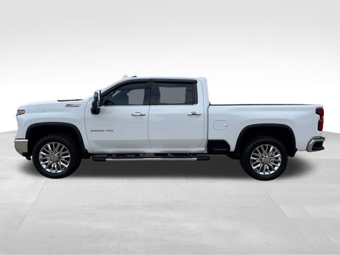 Used 2024 Chevrolet Silverado 2500 LTZ w/ LTZ Convenience Package AWD/4WD image 4
