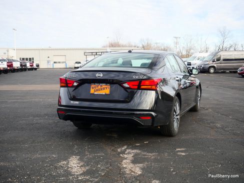 Used 2023 Nissan Altima 2.5 SV image 10