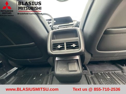 Used 2024 Cadillac Lyriq Luxury AWD/4WD image 50