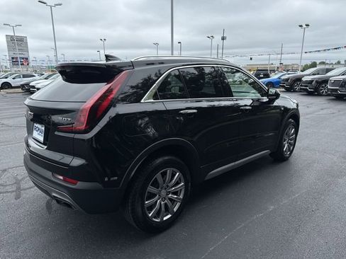 Used 2019 Cadillac XT4 Premium Luxury FWD image 5