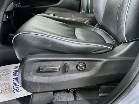 Used 2024 Honda Odyssey Elite image 19