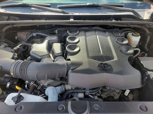 Certified 2020 Toyota 4Runner SR5 Premium image 32