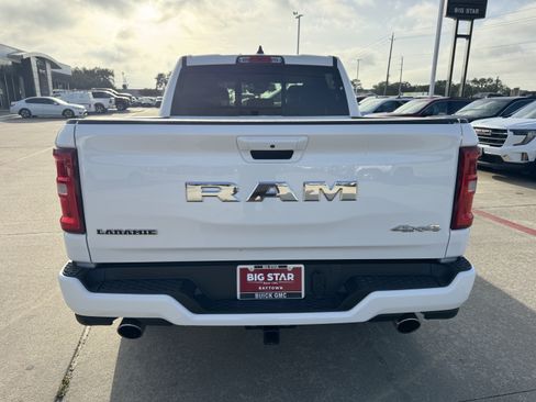 Used 2025 RAM 1500 Laramie w/ Sport Appearance Package AWD/4WD image 7