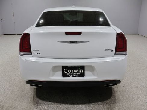 Used 2019 Chrysler 300 S AWD/4WD image 3