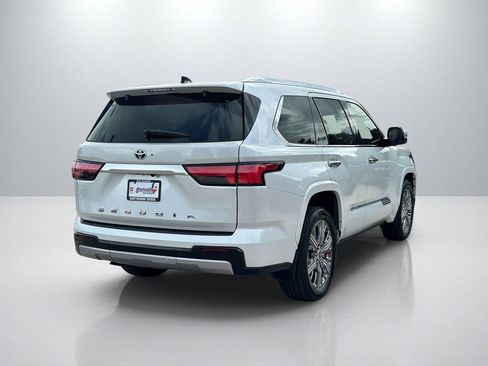 Used 2023 Toyota Sequoia Capstone image 5