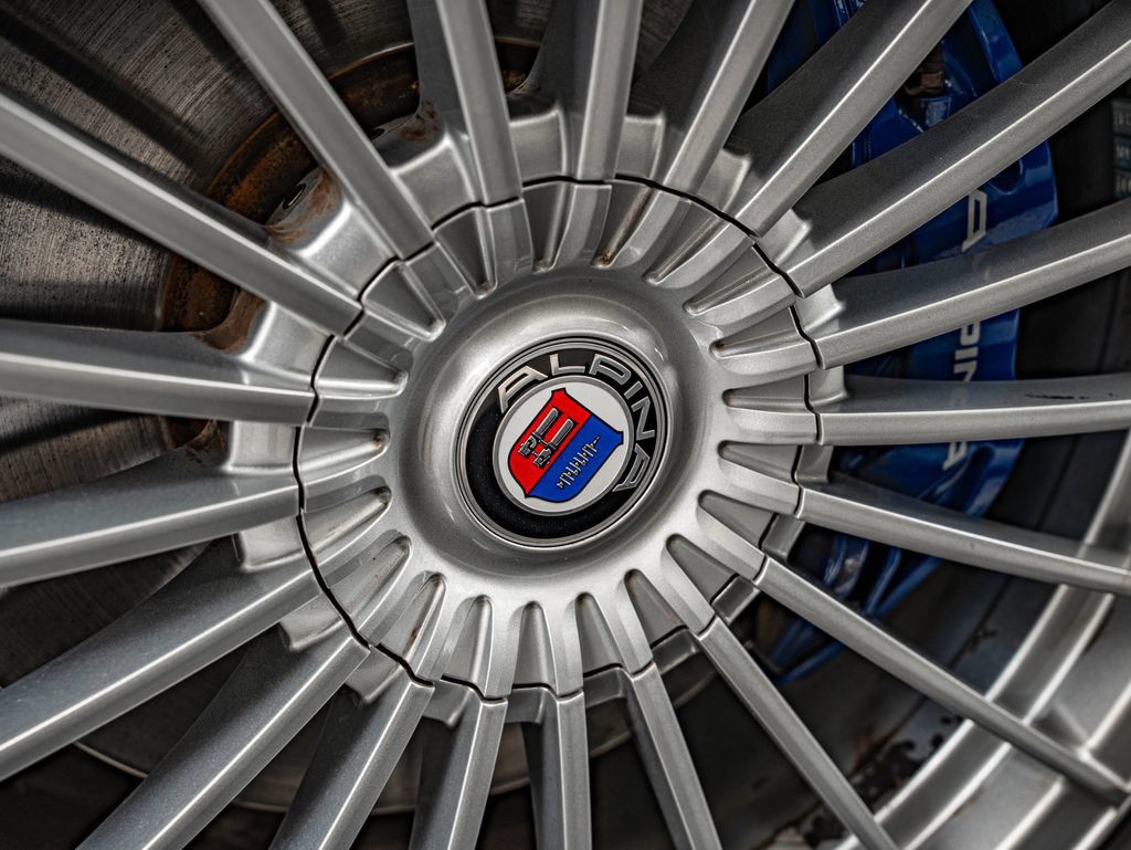 Certified 2023 BMW ALPINA B8 xDrive Gran Coupe AWD/4WD image 8