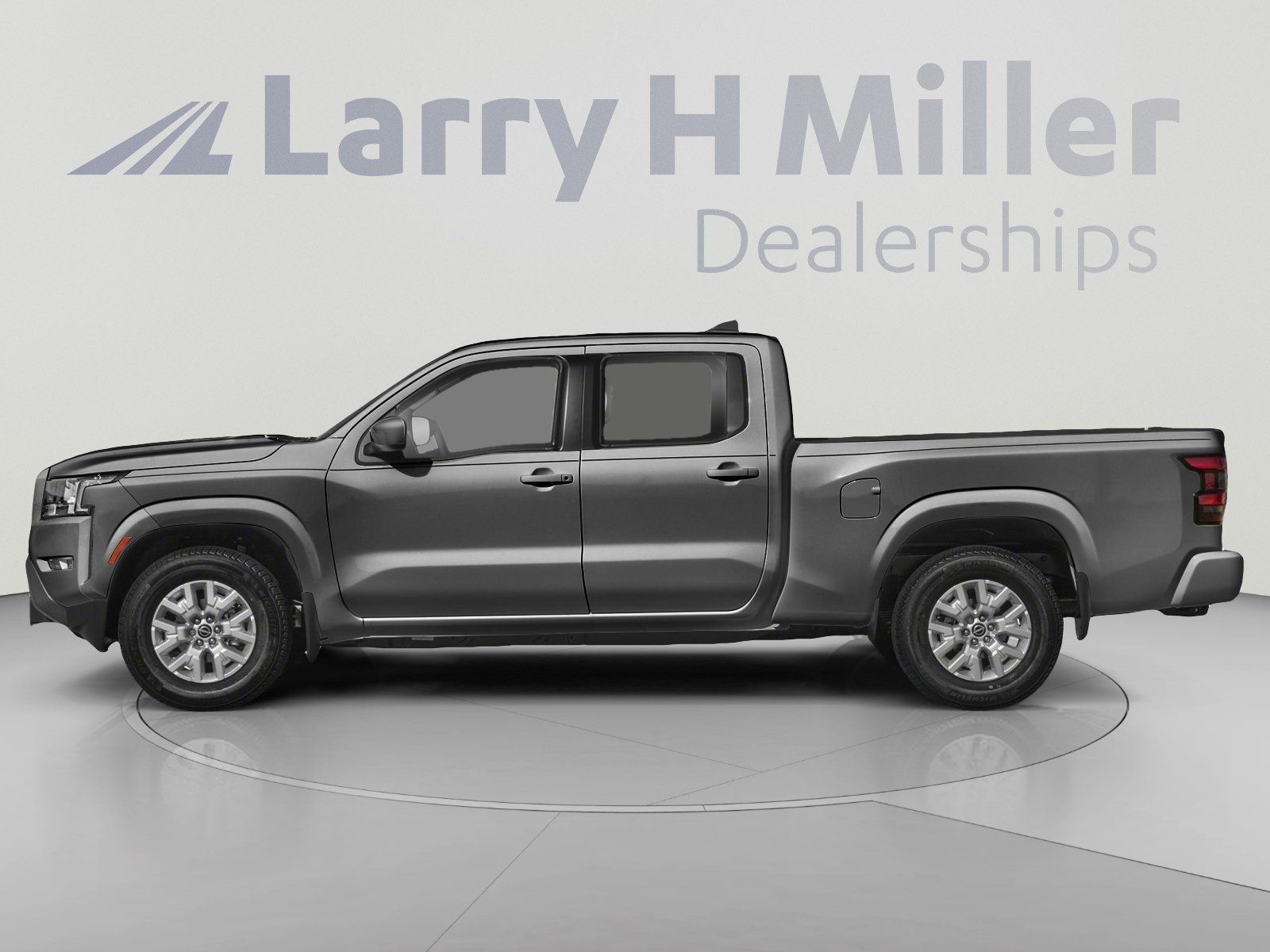 Used 2022 Nissan Frontier SV w/ SV Premium Package RWD image 3