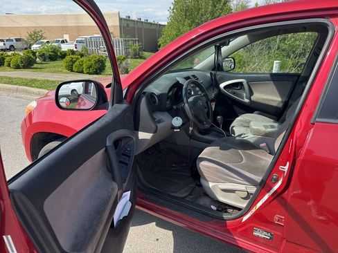 Used 2008 Toyota RAV4 4WD image 5