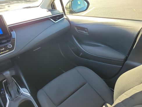 Used 2024 Toyota Corolla LE image 17
