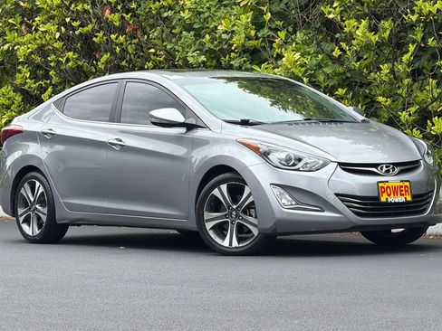 Used 2014 Hyundai Elantra Sport FWD image 2