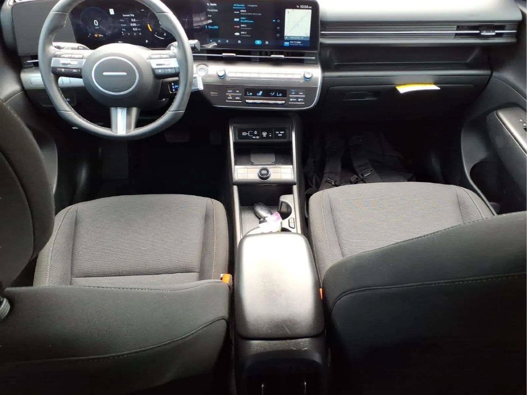 Used 2024 Hyundai Kona SEL w/ Convenience Package FWD image 9