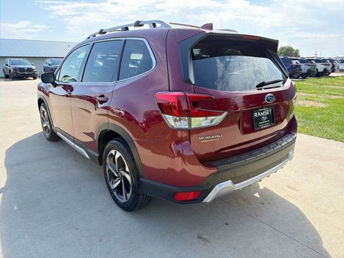 Used 2022 Subaru Forester Touring w/ Popular Package #2 AWD/4WD image 4