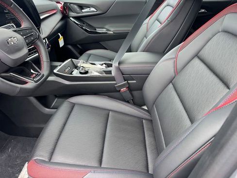 New 2026 Chevrolet Equinox RS w/ Convenience Package III FWD image 12
