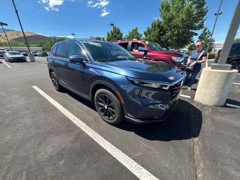 Used 2025 Honda CR-V EX-L image 1