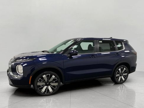 New 2026 Mitsubishi Outlander AWD image 41