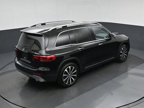 Used 2021 Mercedes-Benz GLB 250 4MATIC w/ Premium Package image 65