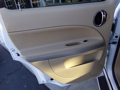 Used 2010 Chevrolet HHR LT w/ LT Preferred Equipment Group image 59