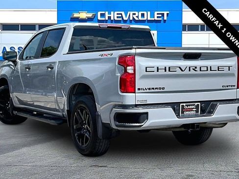 Used 2024 Chevrolet Silverado 1500 Custom w/ LPO, Dark Essentials Package AWD/4WD image 3