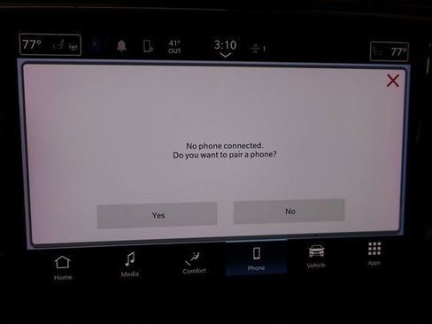 Used 2023 Chrysler Pacifica Touring-L image 25