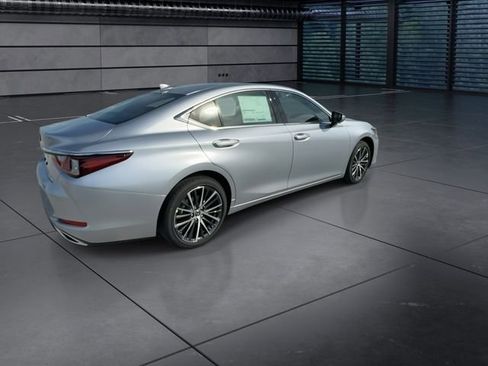 New 2025 Lexus ES 350 w/ Premium Package image 8