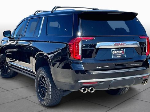 Used 2022 GMC Yukon XL Denali image 12