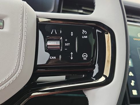 New 2026 Land Rover Range Rover Sport Dynamic SE image 18