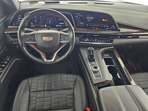Used 2024 Cadillac Escalade ESV Premium Luxury Platinum AWD/4WD image 21