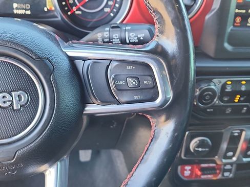 Used 2021 Jeep Wrangler Rubicon w/ Cold Weather Group image 16