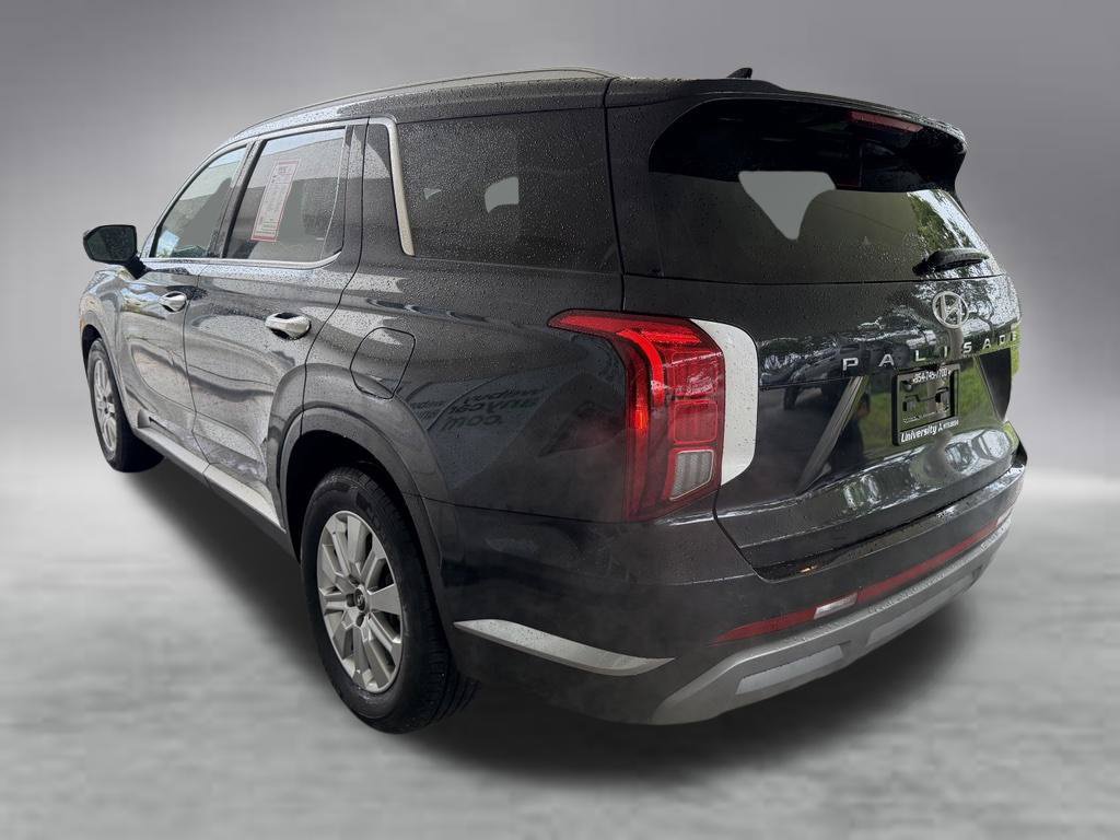 Used 2024 Hyundai Palisade SEL FWD image 4