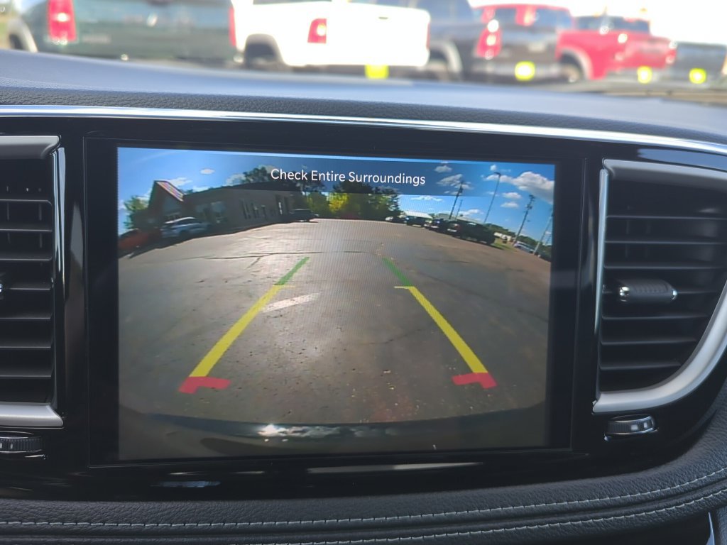 New 2027 Chrysler Pacifica Select AWD/4WD image 11
