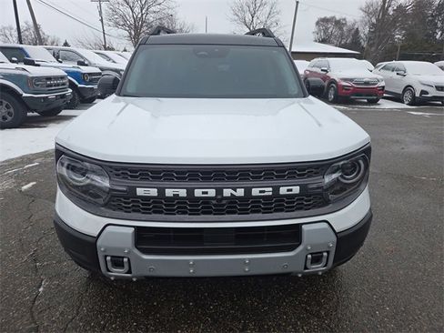 Used 2025 Ford Bronco Sport Badlands w/ Badlands Tech Package image 2