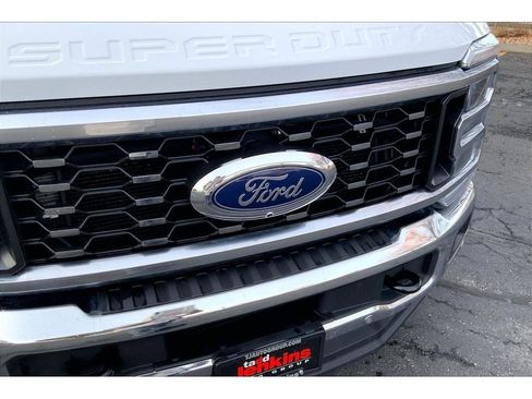Used 2026 Ford F450 King Ranch w/ Chrome Package image 32