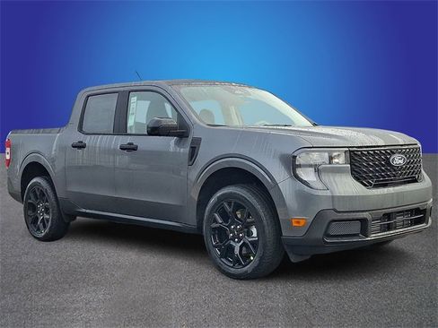 New 2026 Ford Maverick XLT w/ Black Appearance Package image 2