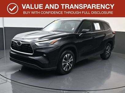 Used 2021 Toyota Highlander XLE