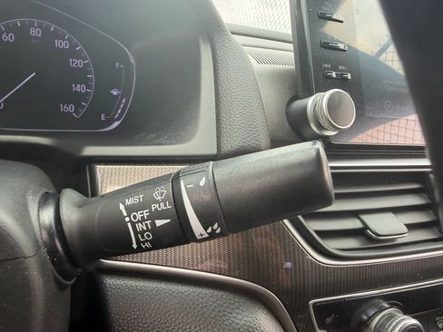 Used 2019 Honda Accord Sport image 15