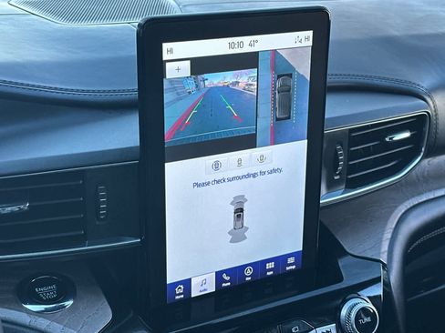 Certified 2023 Ford Explorer Platinum w/ Technology Package image 21