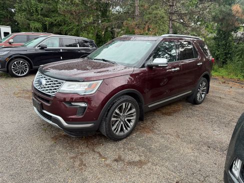Used 2019 Ford Explorer Platinum AWD/4WD image 13